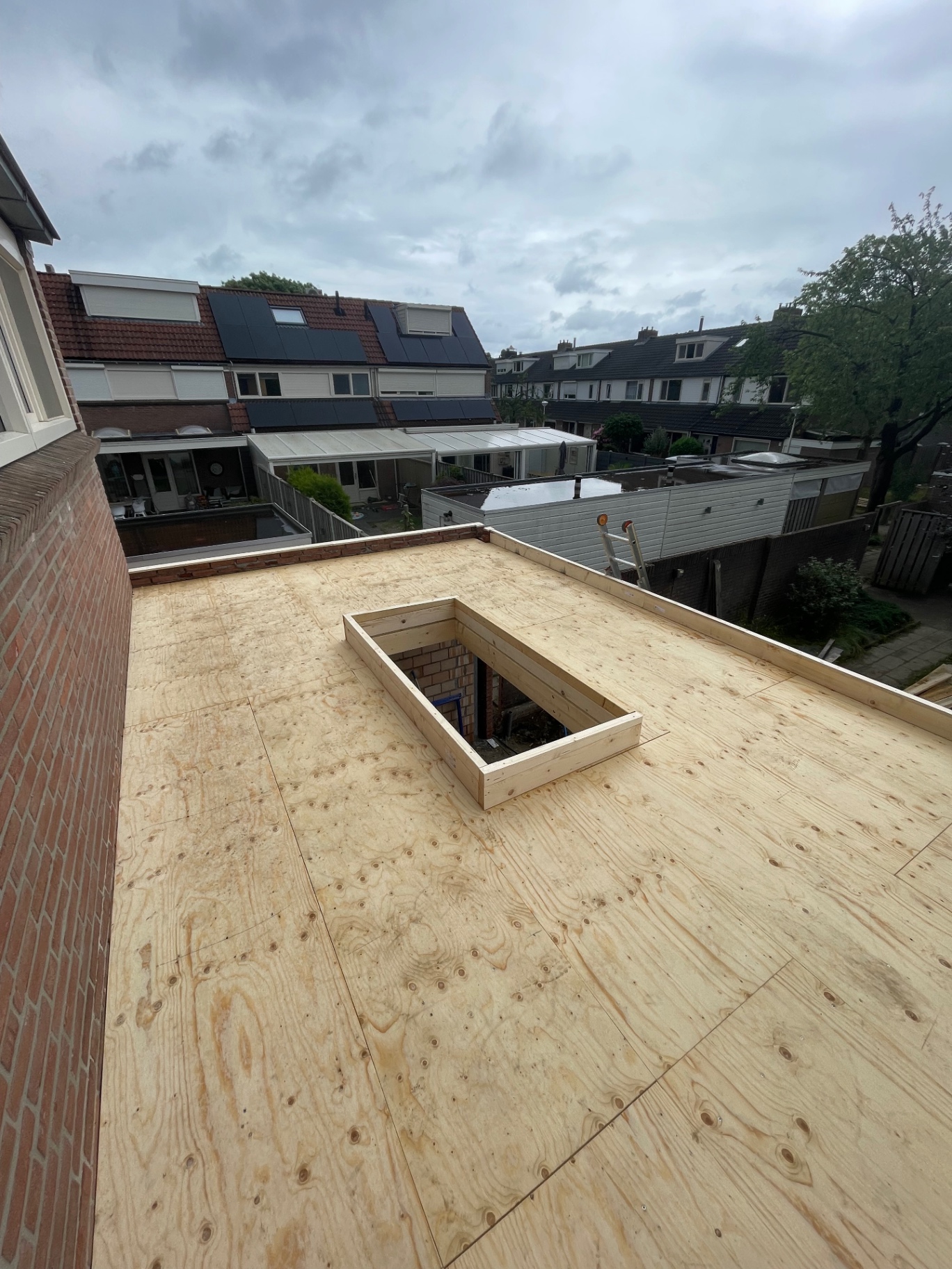 Aanbouw en tuinmuur – foto 6