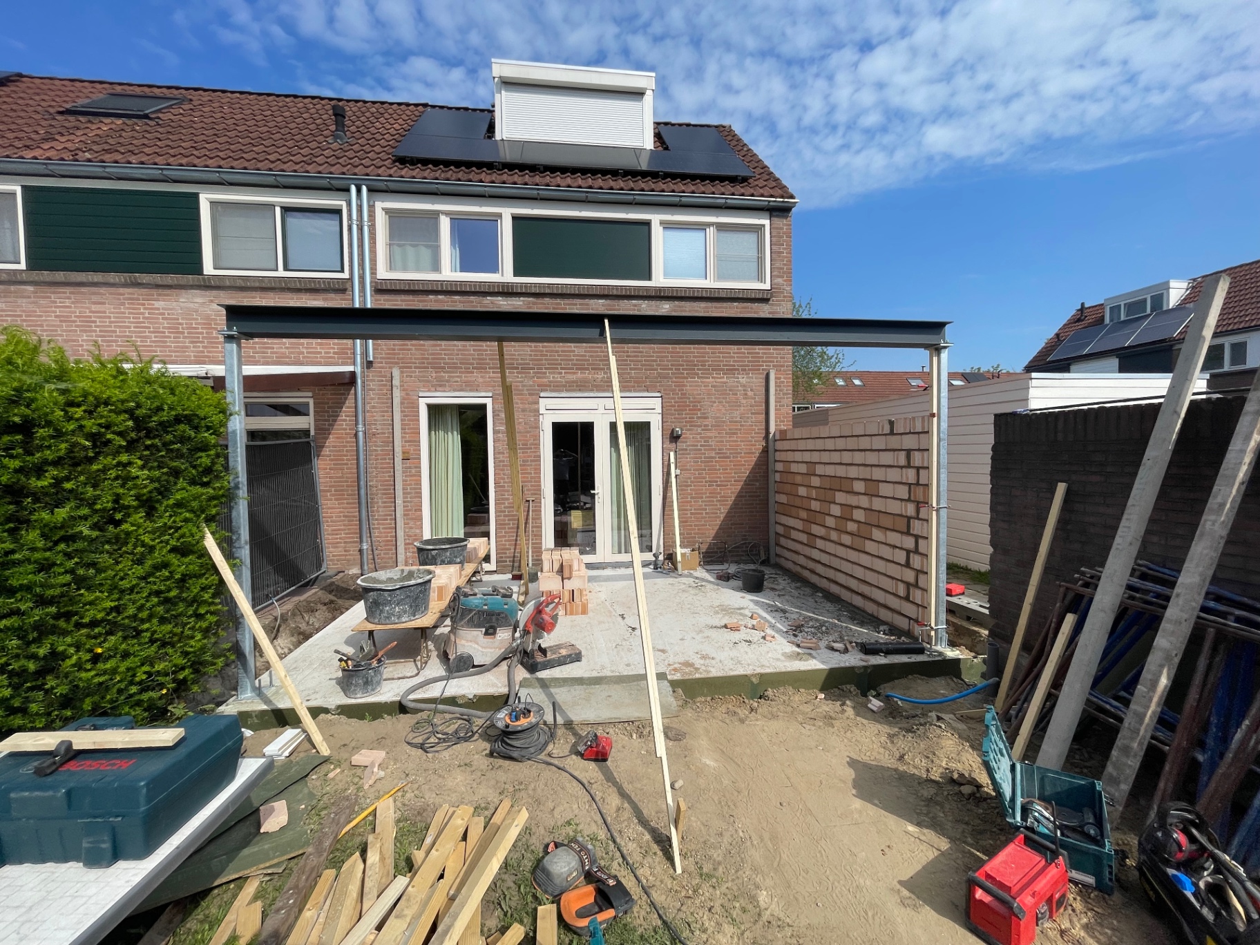 Aanbouw en tuinmuur – foto 3